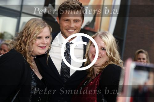 Apeldoorn 2 september 2017
Premiere Spaak in Omnisport . De hoofdrollen worden oa gespeeld door Tim Douwsma Aart Staartjes en Saskia Elise. Steven de Jong is de producent
Tim Douwsma
