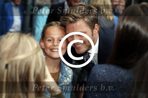 Apeldoorn 2 september 2017
Premiere Spaak in Omnisport . De hoofdrollen worden oa gespeeld door Tim Douwsma Aart Staartjes en Saskia Elise. Steven de Jong is de producent
