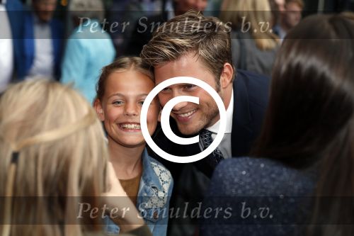 Apeldoorn 2 september 2017
Premiere Spaak in Omnisport . De hoofdrollen worden oa gespeeld door Tim Douwsma Aart Staartjes en Saskia Elise. Steven de Jong is de producent