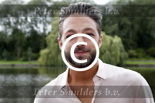 Amsterdam 6 september 2017
Perspresentatie van de musical On Your Feet bij strand Zuid. De cast met oa Ellen Evers, Jim Bakkum, Vajen van den Bosch, Albert Verlinde Nurlaila Kareem en  Tommie Christiaan