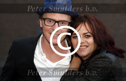 Apeldoorn 2 september 2017
Premiere Spaak in Omnisport . De hoofdrollen worden oa gespeeld door Tim Douwsma Aart Staartjes en Saskia Elise. Steven de Jong is de producent. Twarres Mirjam Timmer