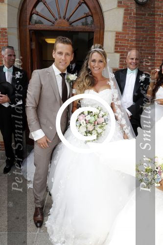 Leiden 7 juli 2017
Zanger Wesley Klein trouwt met de liefde van zijn leven Nelly! Naast zoontje Wesley en dochter Jailey in stadhuis Leiden