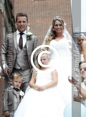 Leiden 7 juli 2017
Zanger Wesley Klein trouwt met de liefde van zijn leven Nelly! Naast zoontje Wesley en dochter Jailey in stadhuis Leiden