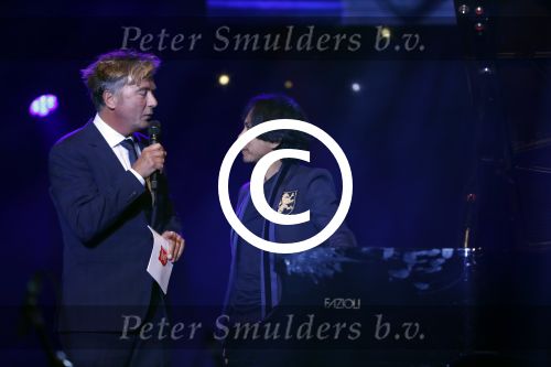 Amsterdam 16 september 2017 
Bert v Leeuwen presenteert het gala van het leger des Hils. Wibi Soerjadi treedt op