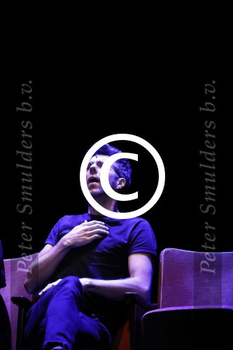 Hoorn 12 september 2017
Albert Verlinde en stage entertainment presenteren cast Annie MG Schmidt. Simone Kleinsma William Spaaij Marjolein TouwWim v d Driessche en Jeske v d Staak
De repetities waren in de schouwburg van Hoorn.