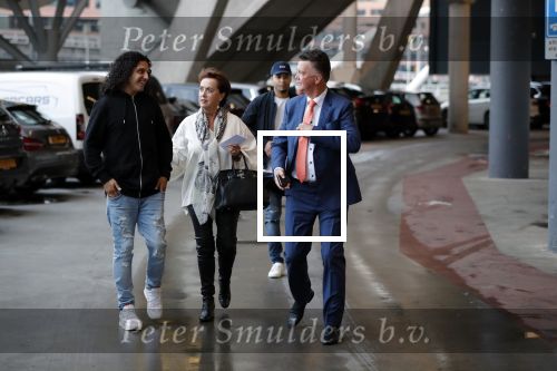 Amsterdam 6 mei 2018
Nederland-Peru 2-1 . Afscheidswedstrijd Wesley Sneijder . Zijn vrouw Yolanthe Sneijder Cabau en zoons Jessey en Xess Xava zijn natuurlijk aanwezig. Ali B met Louis en Truus v Gaal