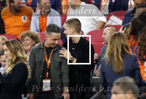 Amsterdam 6 mei 2018
Nederland-Peru 2-1 . Afscheidswedstrijd Wesley Sneijder . Zijn vrouw Yolanthe Sneijder Cabau en zoons Jessey en Xess Xava zijn natuurlijk aanwezig. Andre Hazes en Jarno Hofland