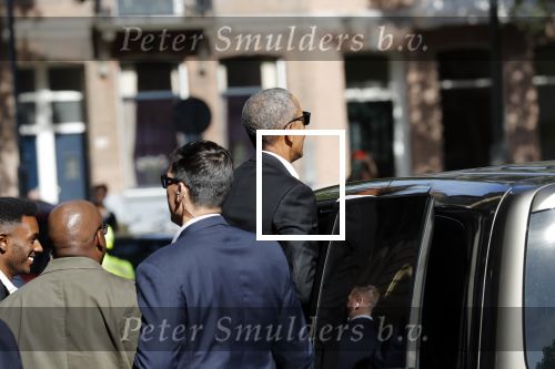Amsterdam 29 september 2018
Barrack Obama verlaat het amstel hotel . Hij had ongeveer 10 man beveiliging bij zich.