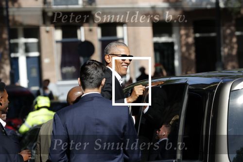Amsterdam 29 september 2018
Barrack Obama verlaat het amstel hotel . Hij had ongeveer 10 man beveiliging bij zich.