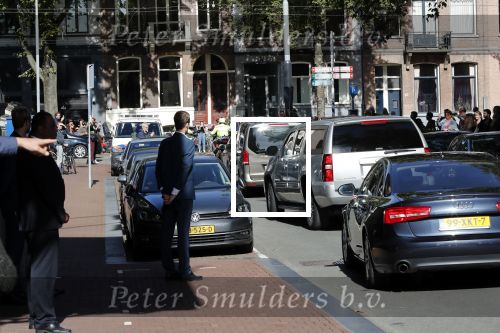 Amsterdam 29 september 2018
Barrack Obama verlaat het amstel hotel . Hij had ongeveer 10 man beveiliging bij zich.