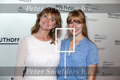 Amsterdam 8 september 2018
Premiere Nationaal Ballet in de stopera.
Bianca Krijgsman met dochter