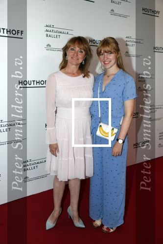 Amsterdam 8 september 2018
Premiere Nationaal Ballet in de stopera.
Bianca Krijgsman met dochter