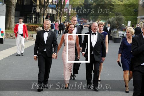 Hilversum 3 september 2018
Telegraaf voetballer van het jaar in studio 21. Bjorn Kuipers met zijn vrouw