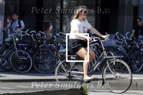 Amsterdam 3 augustus 2018
Chantal Janzen op de fiets.