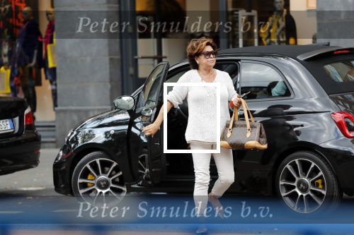 Amsterdam 1 september 2018
Christine Kroonenberg doet met haar moeder boodschappen in Amsterdam zuid.
