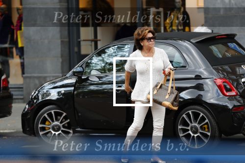Amsterdam 1 september 2018
Christine Kroonenberg doet met haar moeder boodschappen in Amsterdam zuid.