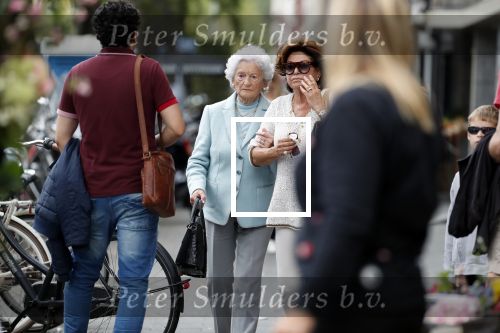 Amsterdam 1 september 2018
Christine Kroonenberg doet met haar moeder boodschappen in Amsterdam zuid.