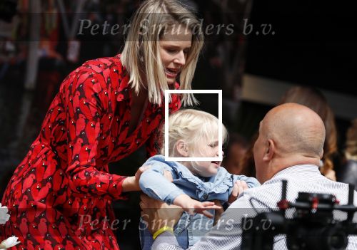 Waspik Waalwijk 26 augustus 2018
Huldiging Maarten v d Weijdenin Waalwijk en met familie bij zijn huis. Zijn vrouw Daisy en kinderen Phileine en Robien waren er natuurlijk bij.