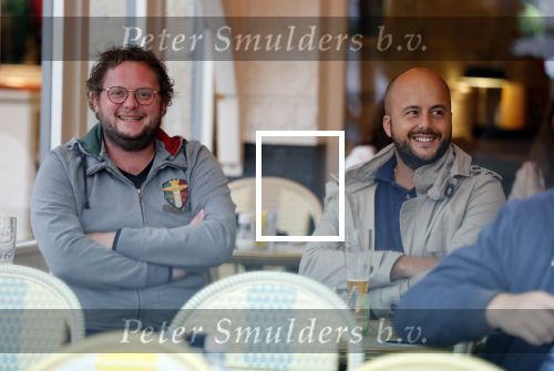 Amsterdam 29 augustus 2018
Diederek Jekel met John Karthaus op terras