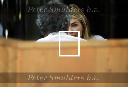 Amsterdam 2 september 2018
Estelle Cruijff met twee vriendinnen en Ronnie Rosenbaum op terras.