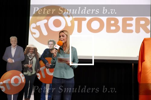 Amsterdam 7 september 2018
Presentatie stoptober 2018 door Froukje de Both met Katja Schuurman Jan Slagter en Kees v d Spek in Vondel CS.