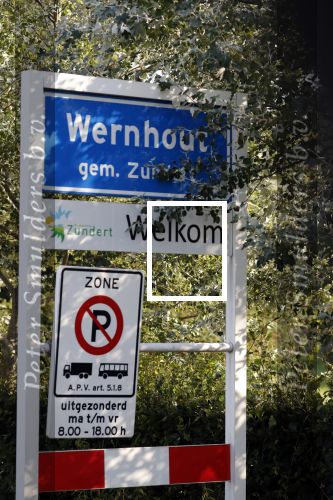 Wernhout 3 augustus 2018
Johan Vlemmix kijkt naar huizen op het park Patersven in Wernhout. Ook Patricia Paay en haar man Robert Hinfelaar hebben er een huis.