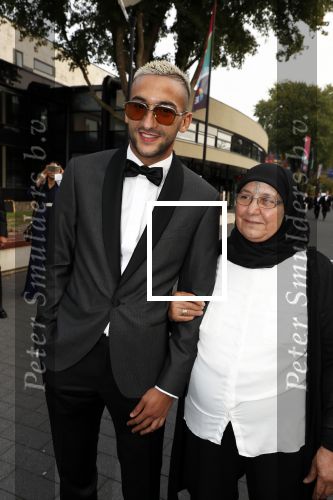 Hilversum 3 september 2018
Telegraaf voetballer van het jaar in studio 21. Hakim Ziyech kwam met zijn moeder en Manager Mustapha Nakhli.