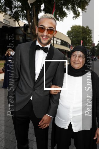 Hilversum 3 september 2018
Telegraaf voetballer van het jaar in studio 21. Hakim Ziyech kwam met zijn moeder en Manager Mustapha Nakhli.