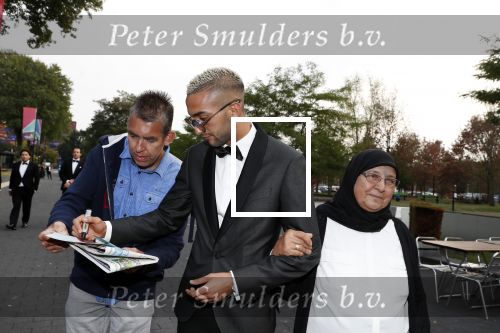 Hilversum 3 september 2018
Telegraaf voetballer van het jaar in studio 21. Hakim Ziyech kwam met zijn moeder en Manager Mustapha Nakhli.