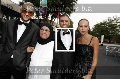 Hilversum 3 september 2018
Telegraaf voetballer van het jaar in studio 21. Hakim Ziyech kwam met zijn moeder en Manager Mustapha Nakhli.