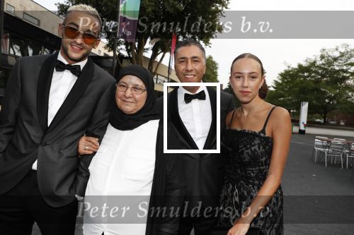 Hilversum 3 september 2018
Telegraaf voetballer van het jaar in studio 21. Hakim Ziyech kwam met zijn moeder en Manager Mustapha Nakhli.