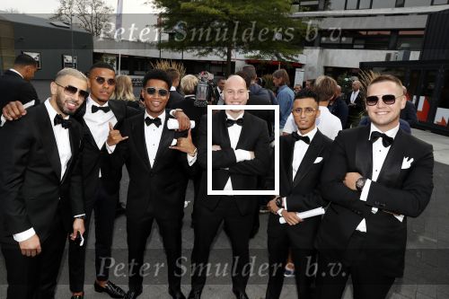 Hilversum 3 september 2018
Telegraaf voetballer van het jaar in studio 21. Hakim Ziyech kwam met zijn moeder en Manager Mustapha Nakhli.. Vrienden Hakim