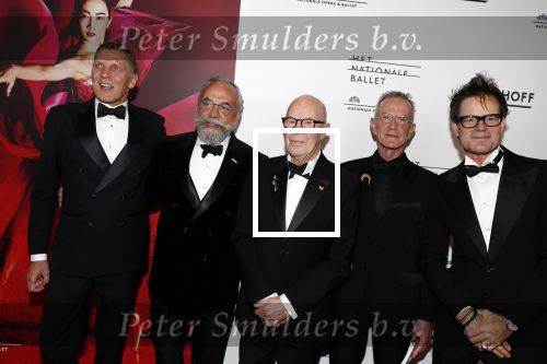 Amsterdam 8 september 2018
Premiere Nationaal Ballet in de stopera.
Hans van Manen en partner Henk van Dijk en Oscar Hammerstein er Erwin Olaf