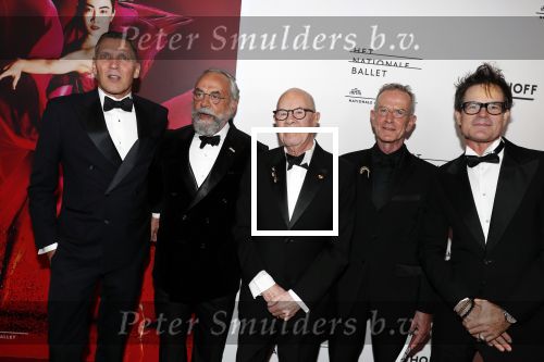 Amsterdam 8 september 2018
Premiere Nationaal Ballet in de stopera.
Hans van Manen en partner Henk van Dijk en Oscar Hammerstein er Erwin Olaf