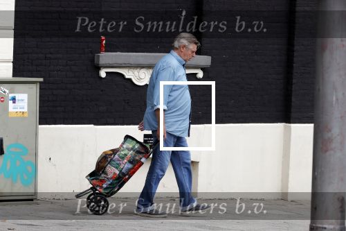 Amsterdam 4 september 2018
Hans v d Togt woont weer op zijn woonboot/woonark in Amsterdam en gaat boodschappen doen.