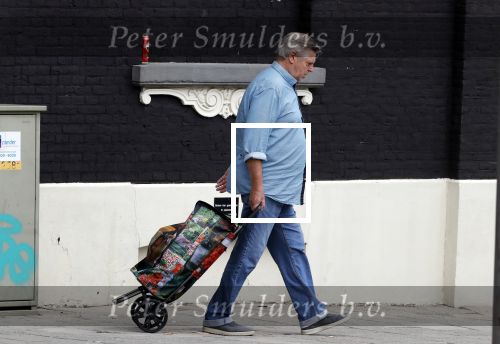 Amsterdam 4 september 2018
Hans v d Togt woont weer op zijn woonboot/woonark in Amsterdam en gaat boodschappen doen.