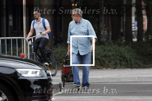 Amsterdam 4 september 2018
Hans v d Togt woont weer op zijn woonboot/woonark in Amsterdam en gaat boodschappen doen.