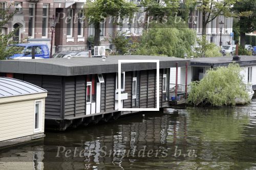 Amsterdam 4 september 2018
Hans v d Togt woont weer op zijn woonboot/woonark in Amsterdam en gaat boodschappen doen.