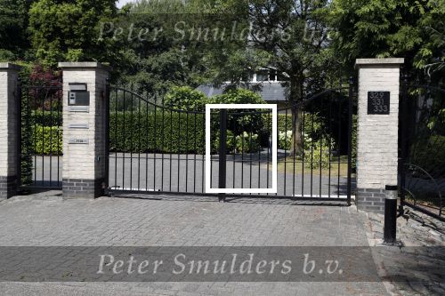 Capelle a d Ijssel 1 augustus 2018
Jan Peter Balkenende woont met zijn gezin in een huis op 1 plot met drie huizen