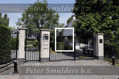 Capelle a d Ijssel 1 augustus 2018
Jan Peter Balkenende woont met zijn gezin in een huis op 1 plot met drie huizen