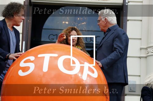 Amsterdam 7 september 2018
Presentatie stoptober 2018 door Froukje de Both met Katja Schuurman Jan Slagter en Kees v d Spek in Vondel CS.