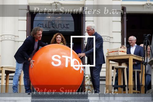 Amsterdam 7 september 2018
Presentatie stoptober 2018 door Froukje de Both met Katja Schuurman Jan Slagter en Kees v d Spek in Vondel CS.
