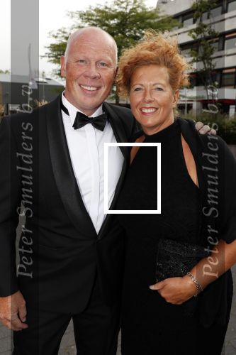 Hilversum 3 september 2018
Telegraaf voetballer van het jaar in studio 21. Jeroen Kraay met zijn vrouw