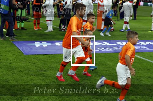 Amsterdam 6 mei 2018
Nederland-Peru 2-1 . Afscheidswedstrijd Wesley Sneijder . Zijn vrouw Yolanthe Sneijder Cabau en zoons Jessey en Xess Xava zijn natuurlijk aanwezig.