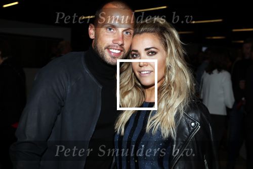 Amsterdam 6 mei 2018
Nederland-Peru 2-1 . Afscheidswedstrijd Wesley Sneijder . Zijn vrouw Yolanthe Sneijder Cabau en zoons Jessey en Xess Xava zijn natuurlijk aanwezig. Johnny Heitinga met zijn vrouw Charlotte