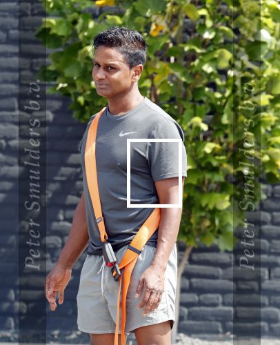 ijsselstein 1 augustus 2018
Karl Noten bij zijn praktijk .
