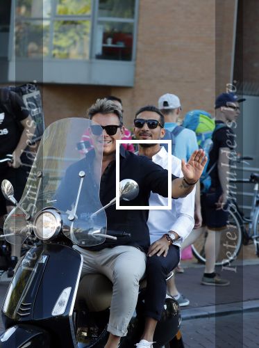 Amsterdam 3 augustus 2018
Leco v Zadelhoff en zijn partner Carlos Alberto 2 keer op 1 dag op hun vespa scooter.