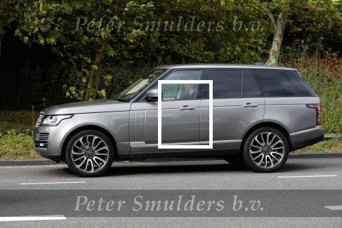 Amsterdam 27 augustus 2018
Lieke v Lexmond in haar nieuwe Range Rover .