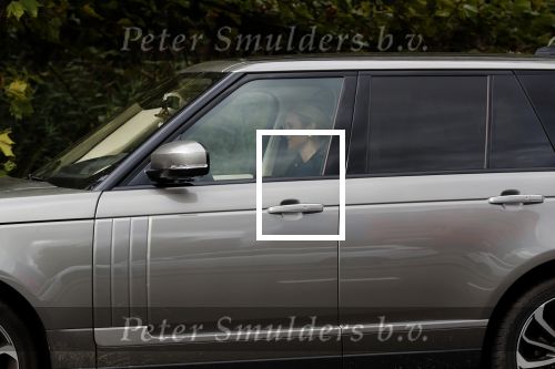 Amsterdam 27 augustus 2018
Lieke v Lexmond in haar nieuwe Range Rover .