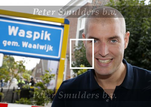 Waspik Waalwijk 26 augustus 2018
Huldiging Maarten v d Weijdenin Waalwijk en met familie bij zijn huis. Zijn vrouw Daisy en kinderen Phileine en Robien waren er natuurlijk bij.